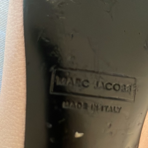 Marc Jacob’s 2 toned patent leather and kidskin flats with bows - Picture 9 of 15